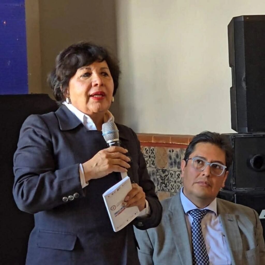 Dr. Carlos Eric Ixtlapale Carmona - Notario 3 - Huamantla